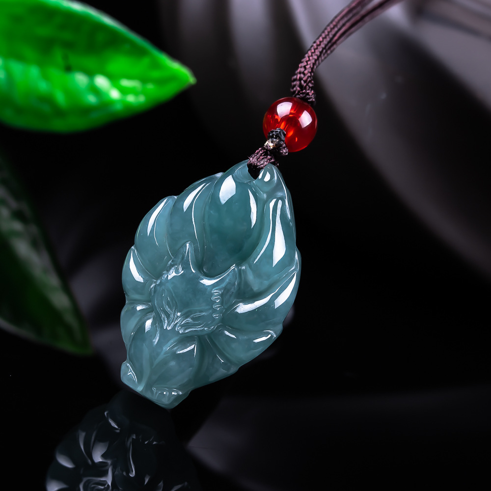 Women'S Accessories Jewelry - Naturalny Birmanski Jadeitowy Wisiorek Lis Naszyjnik