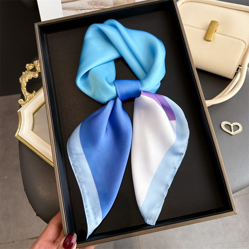 Kwadratowa apaszka z satynoweg – Women'S Vacation Accessories recenzja i cena