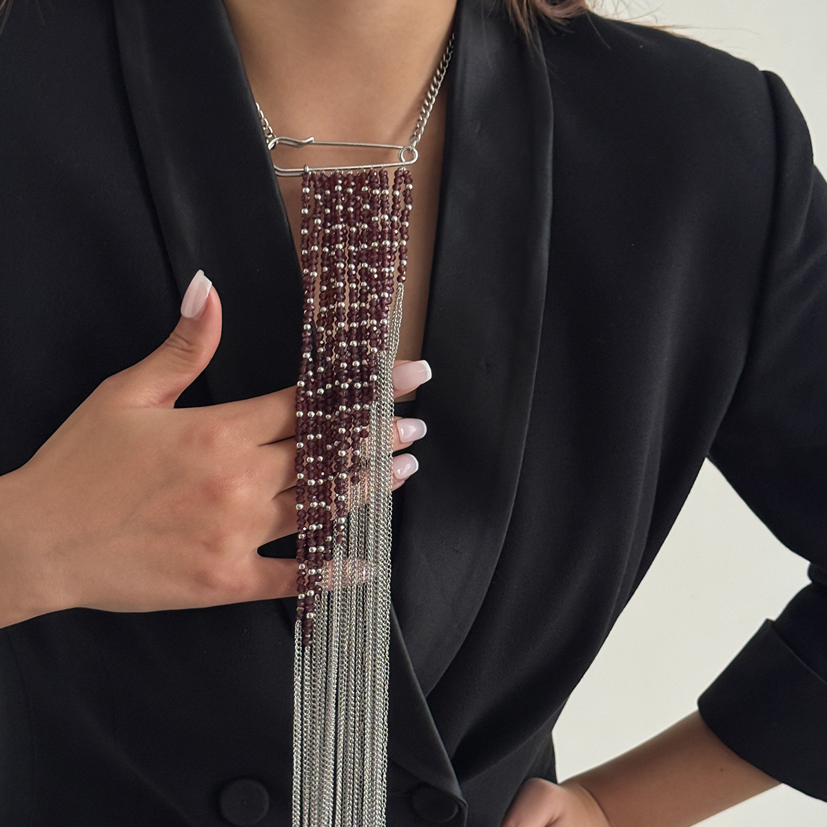 Srebrna broszka z łańcuszkiem  – Women Accessories Chain recenzja i cena